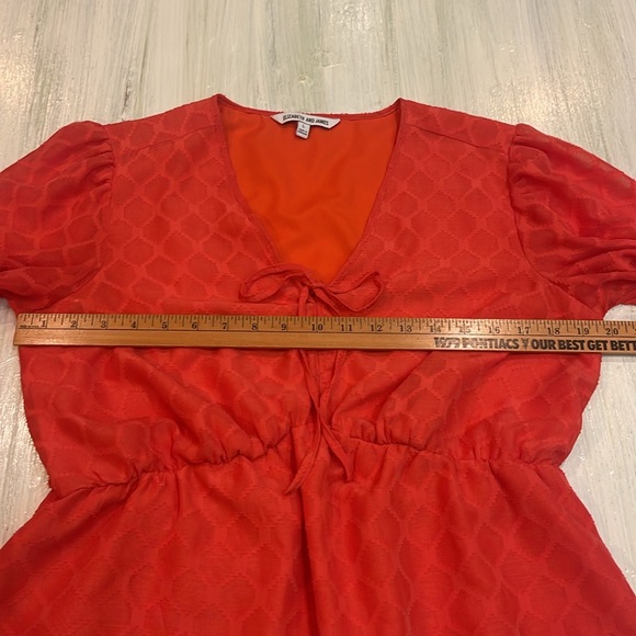 💚5 for $25 Elizabeth and James Knot-Front Peplum Blouse Women’s Size Large - Picture 5 of 10
